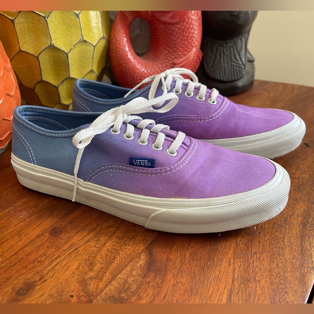 Vans Authentic Core Classic Sneakers in Purple/Blue Ombré - Picture 2 of 9